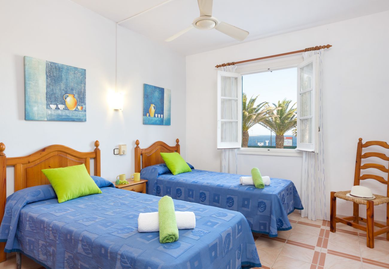 Villa in Arenal d´en Castell - Villa Mar Azul by Escape Home