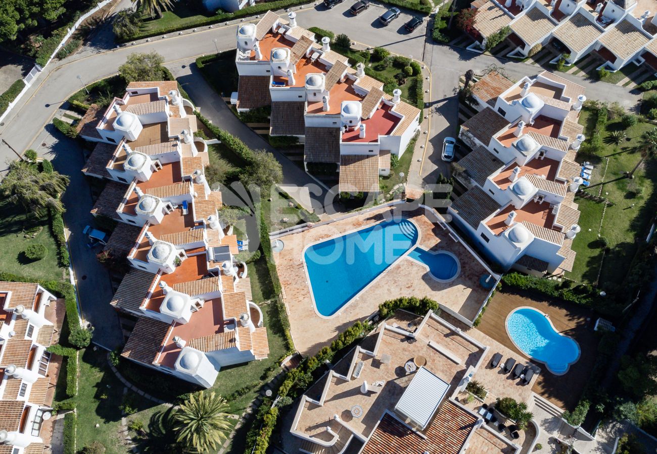 Stadthaus in Porches - Casa do Levante