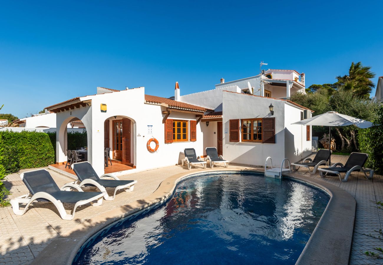 Villa in Cala Blanca - Villa Thea by Escape Home