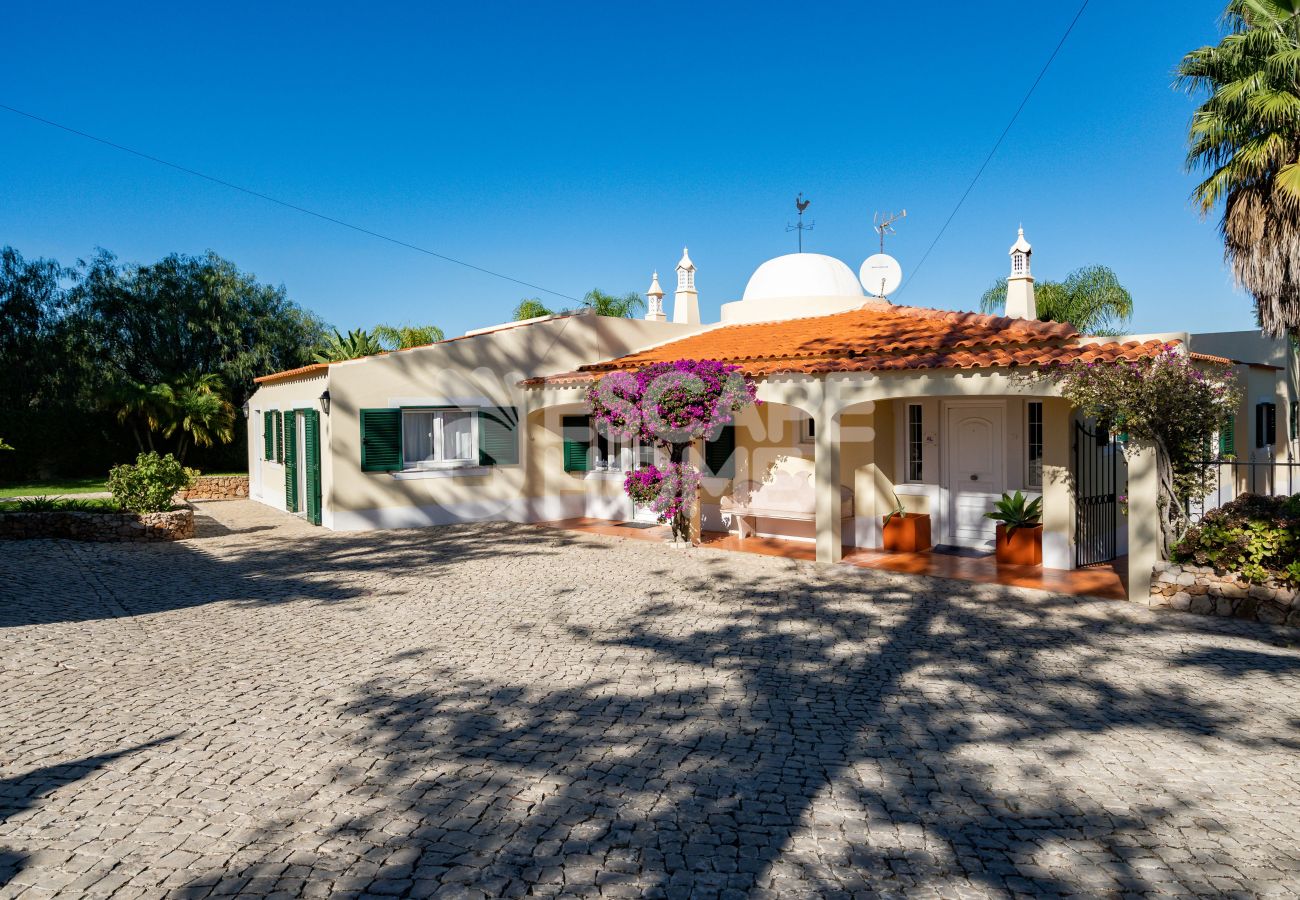 Villa in Armação de Pêra - Quinta do Vale Formoso