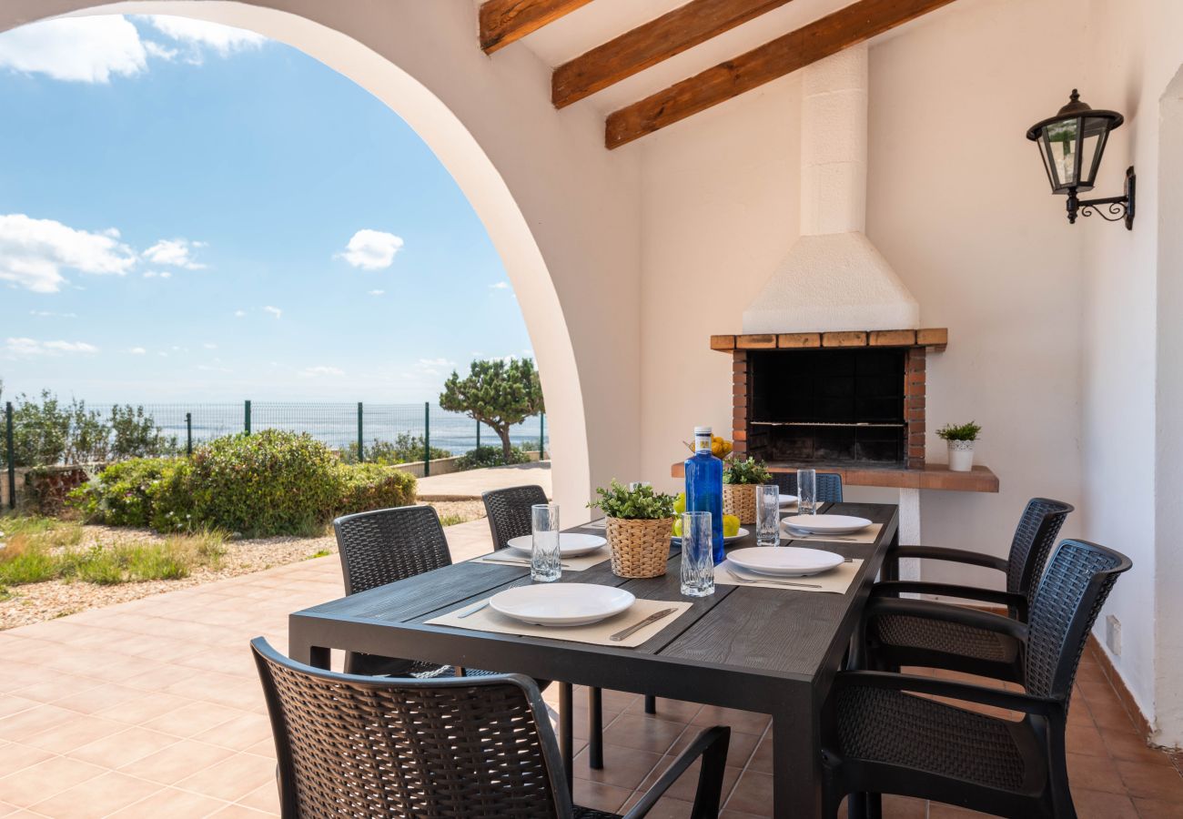 Villa em Calan Porter - Villa Panorama by Escape Home