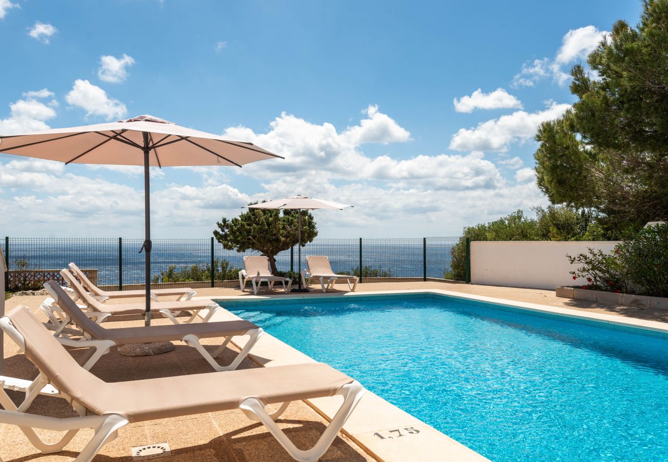 Villa em Calan Porter - Villa Panorama by Escape Home