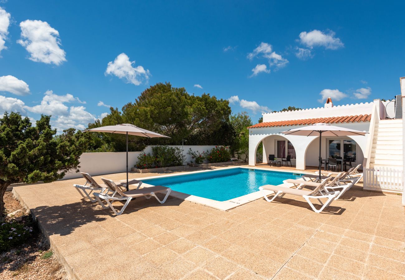 Villa em Calan Porter - Villa Panorama by Escape Home