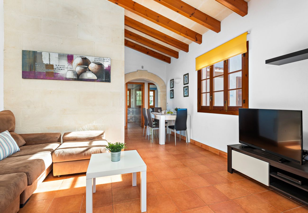 Villa em Cala Blanca - Villa Thea by Escape Home