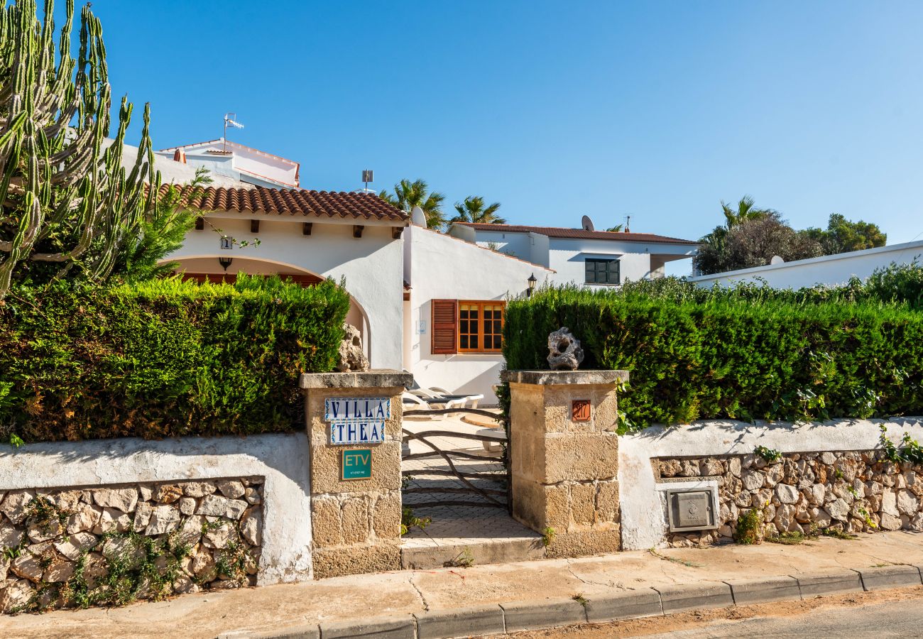 Villa em Cala Blanca - Villa Thea by Escape Home